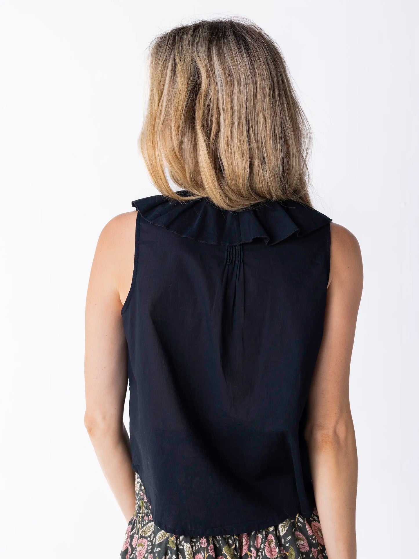 My Favorite Sleeveless Cotton Top - Black