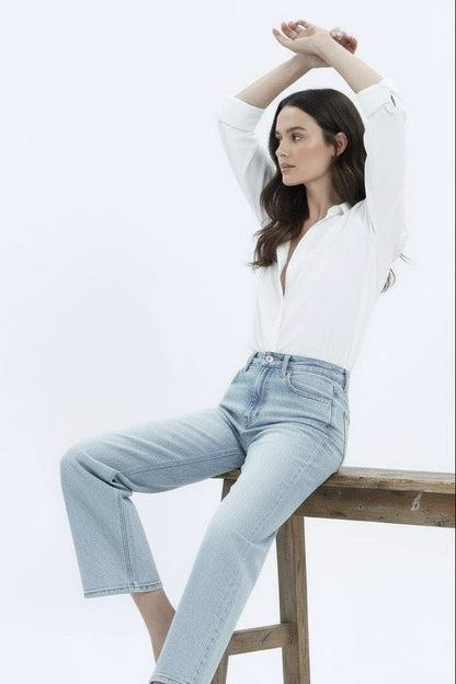 Noah High Rise Cropped Barrel Jeans Light Wash