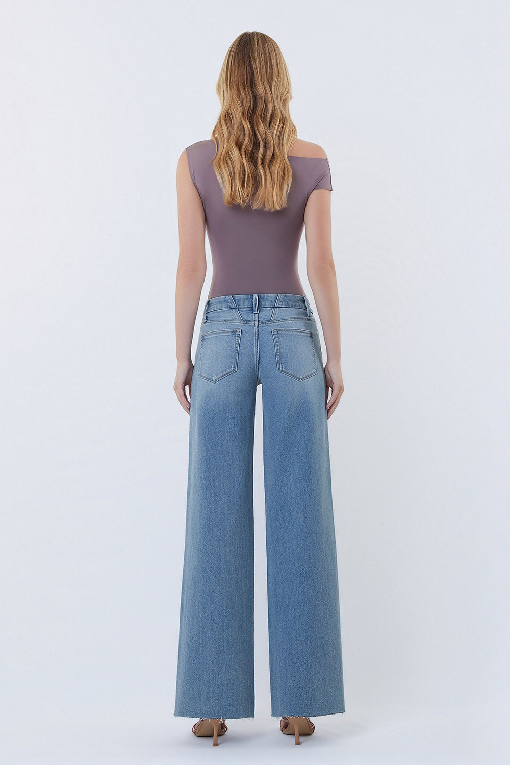 Spencer Mid Rise Wide Leg Jeans Light Wash