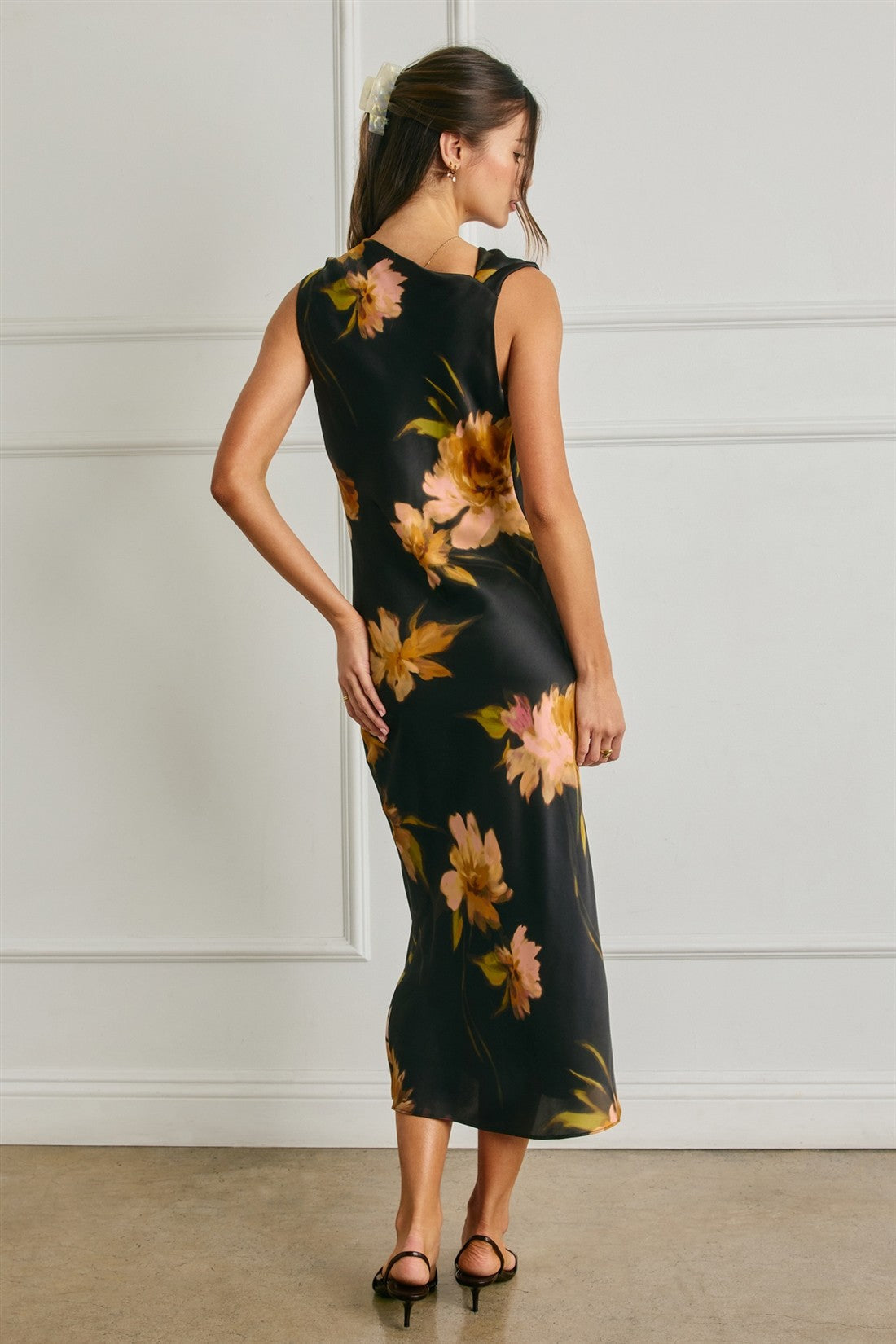 Jovie Sleeveless Floral Print Midi Dress Black