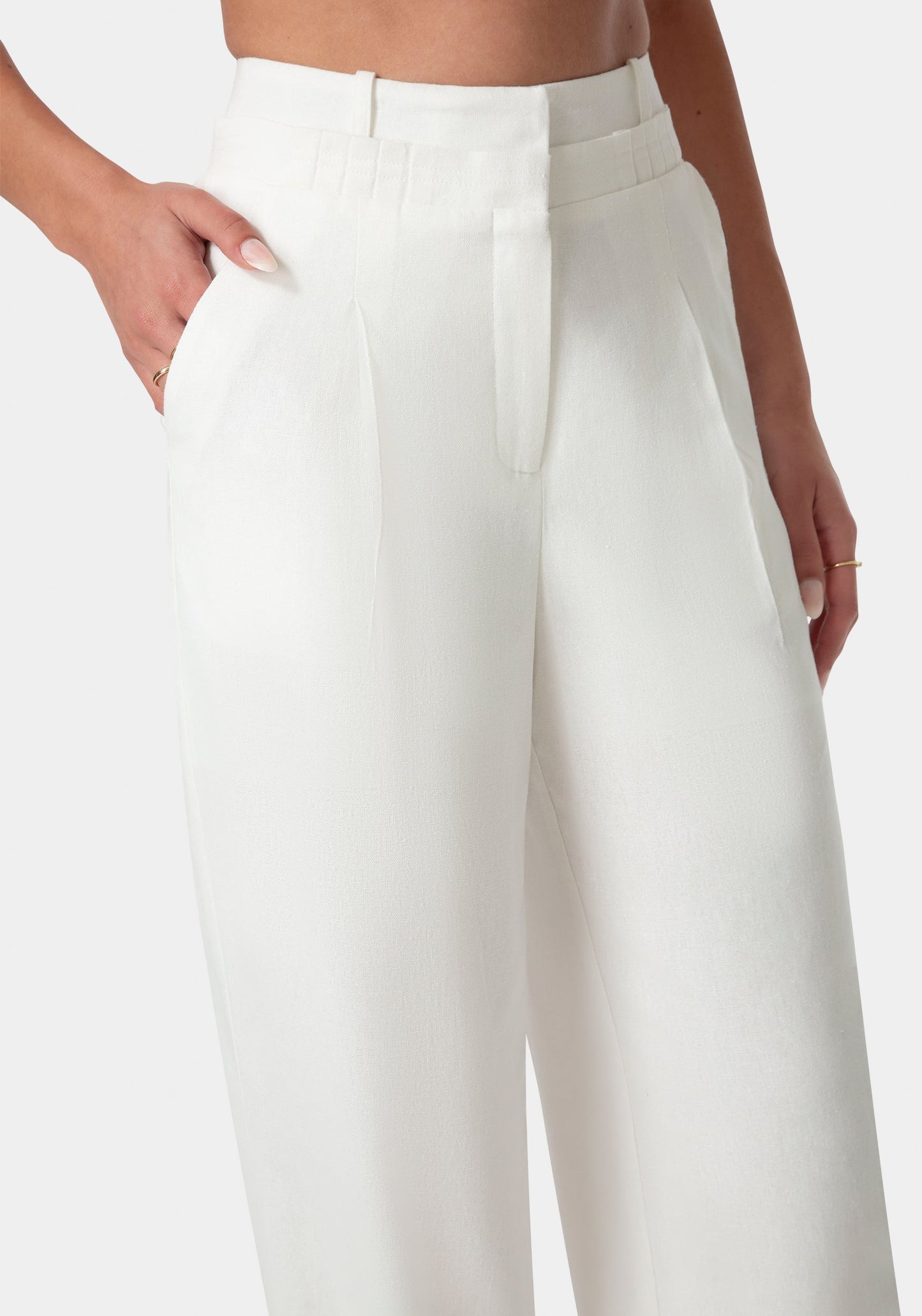 Pleated Linen Wide Leg Pant