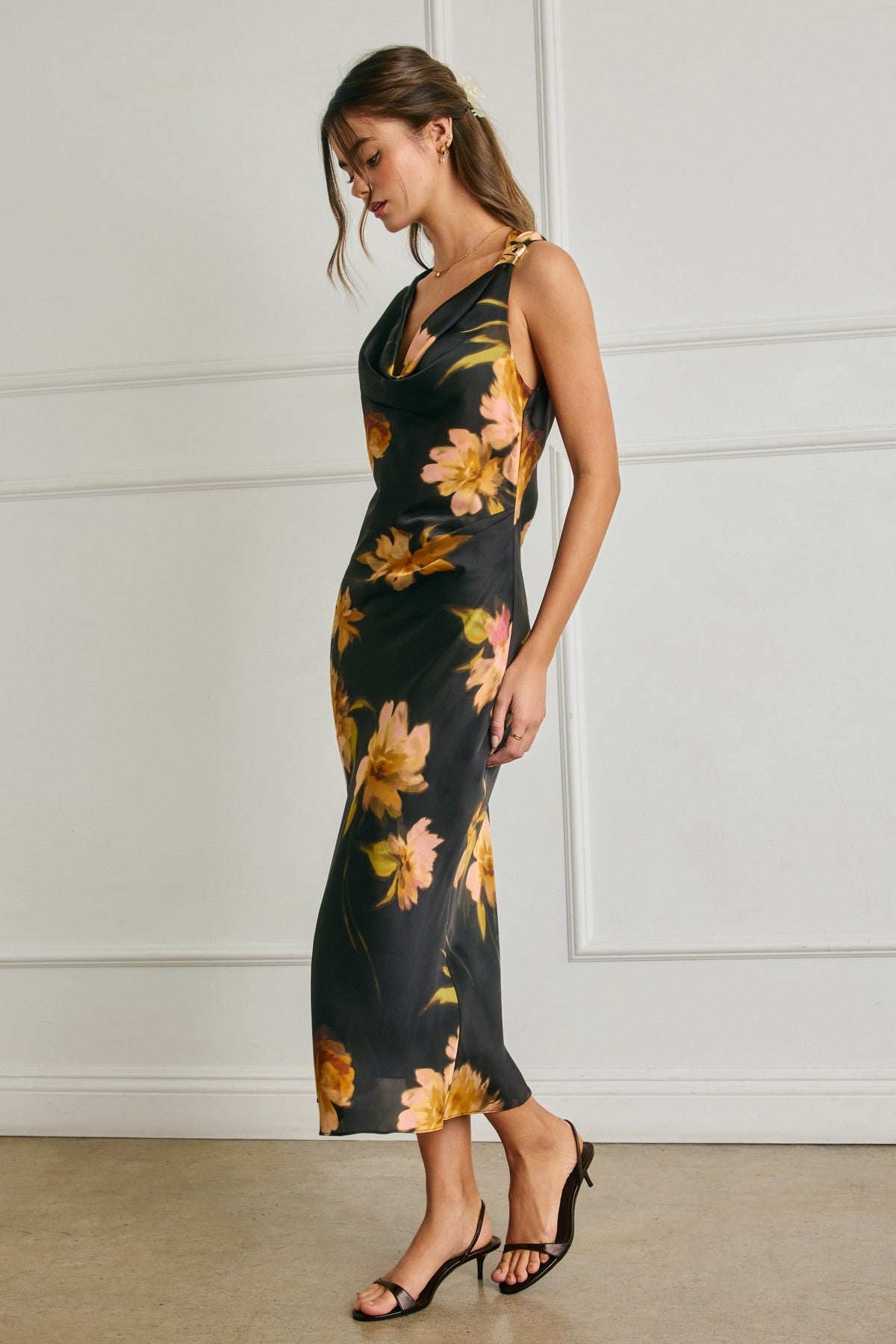 Jovie Sleeveless Floral Print Midi Dress Black