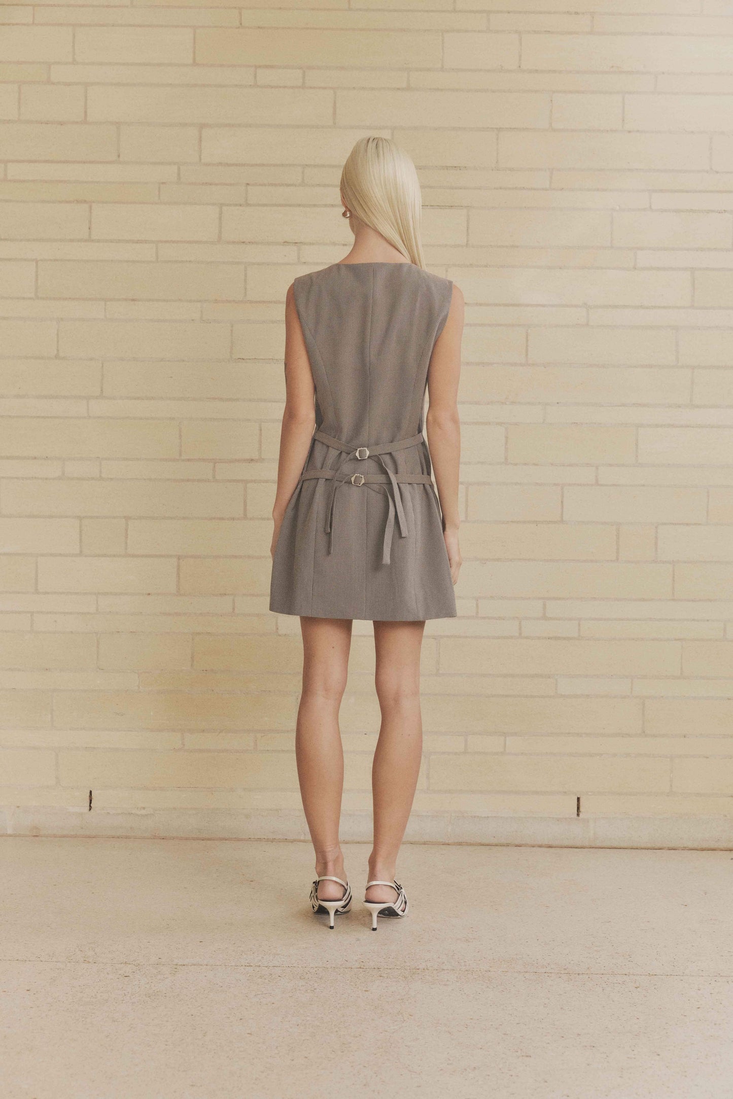 CURAAE Siena V Neck Mini Dress In Brown