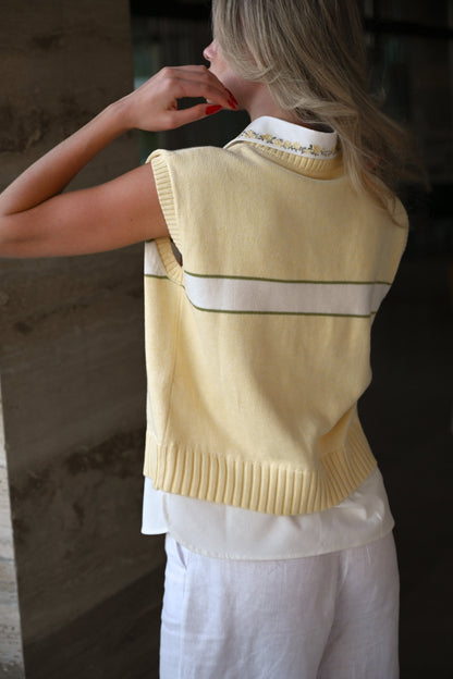 Stuart Oxford Vest — Yellow