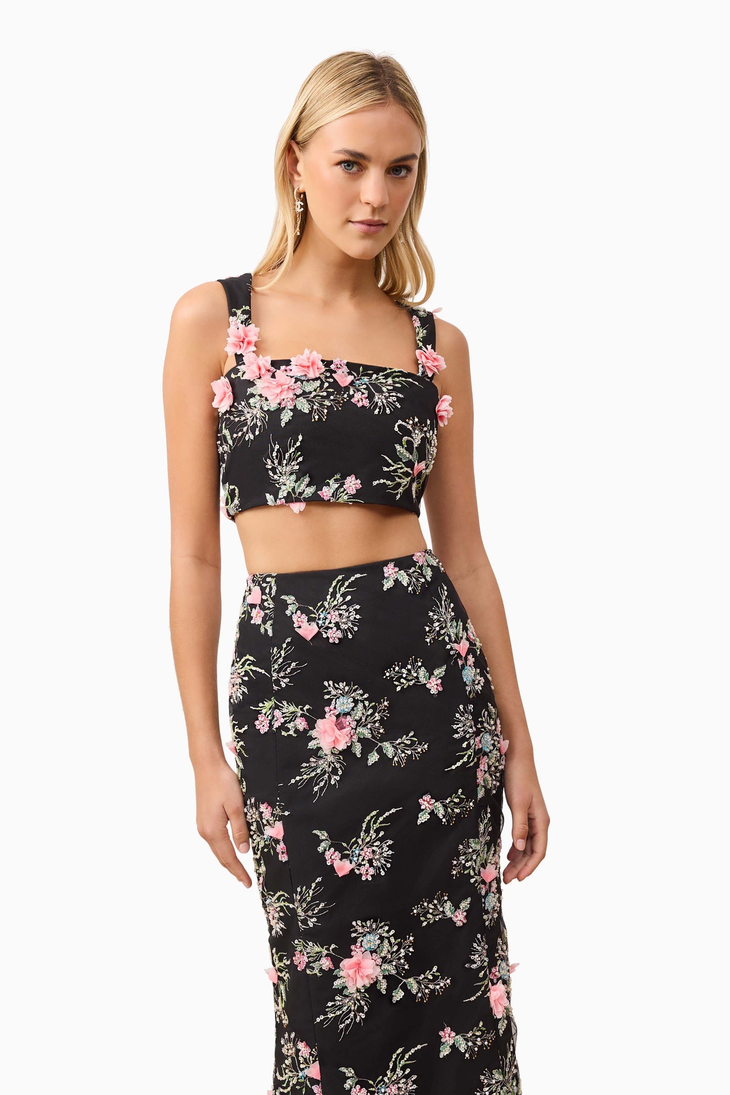 Gaia Floral Set in Black
