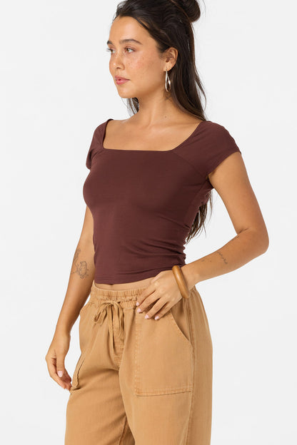 Alyssa Solid Top