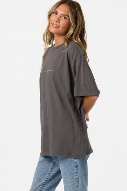 Linear Scape Oversized Tee