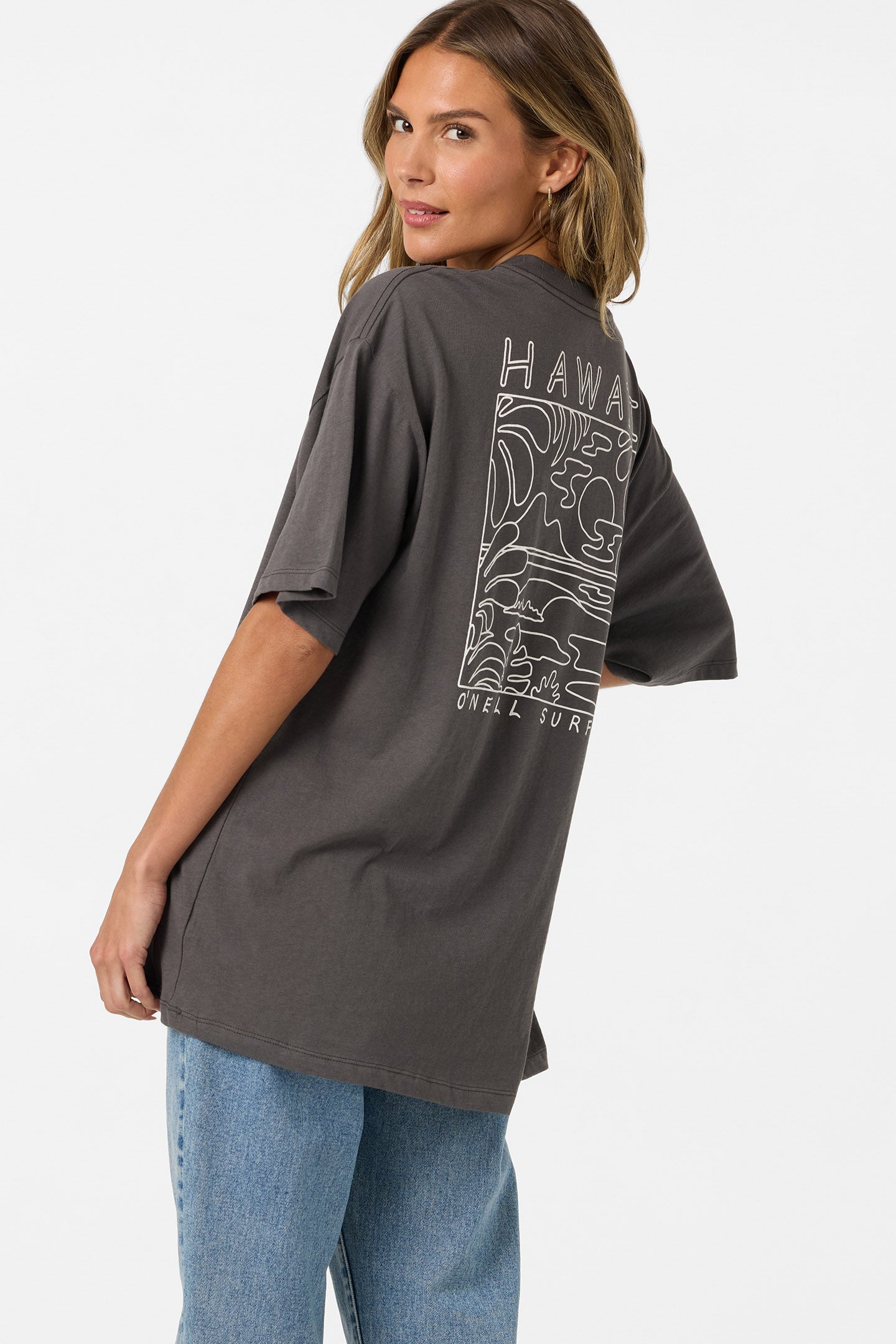 Linear Scape Oversized Tee
