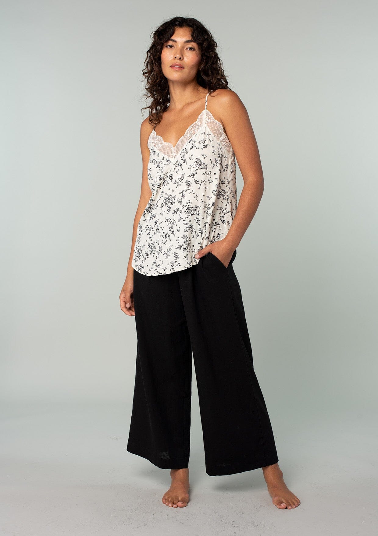 Letania Pant