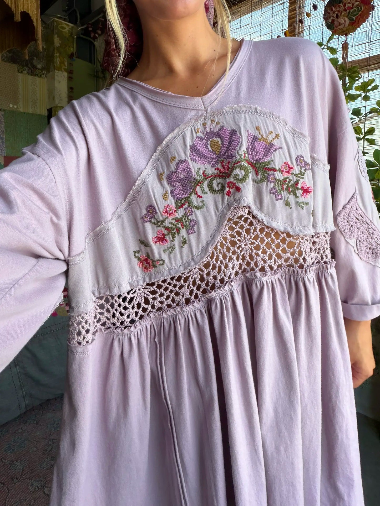 Secret Garden Embroidered Cotton Tunic - Lavender