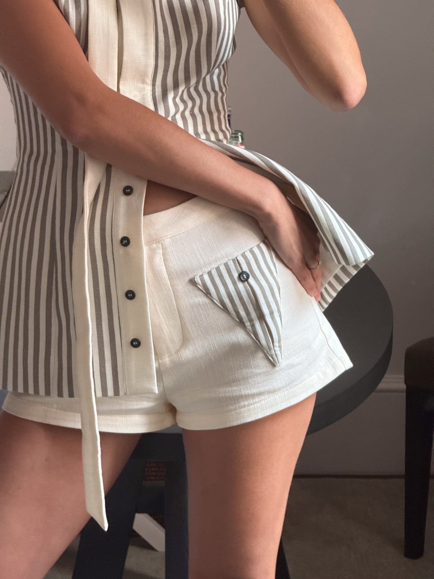 Cantal Linen Tailored Shorts