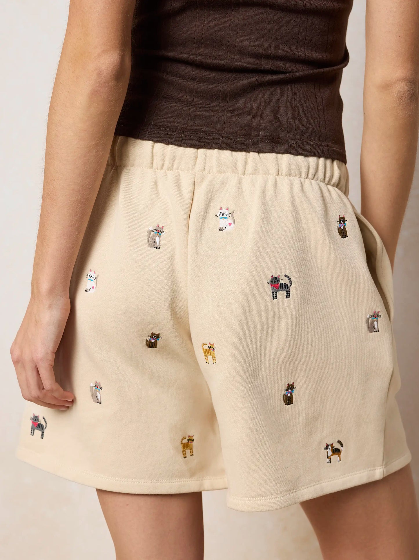Fave Little Things Embroidered Shorts - Cream Cats