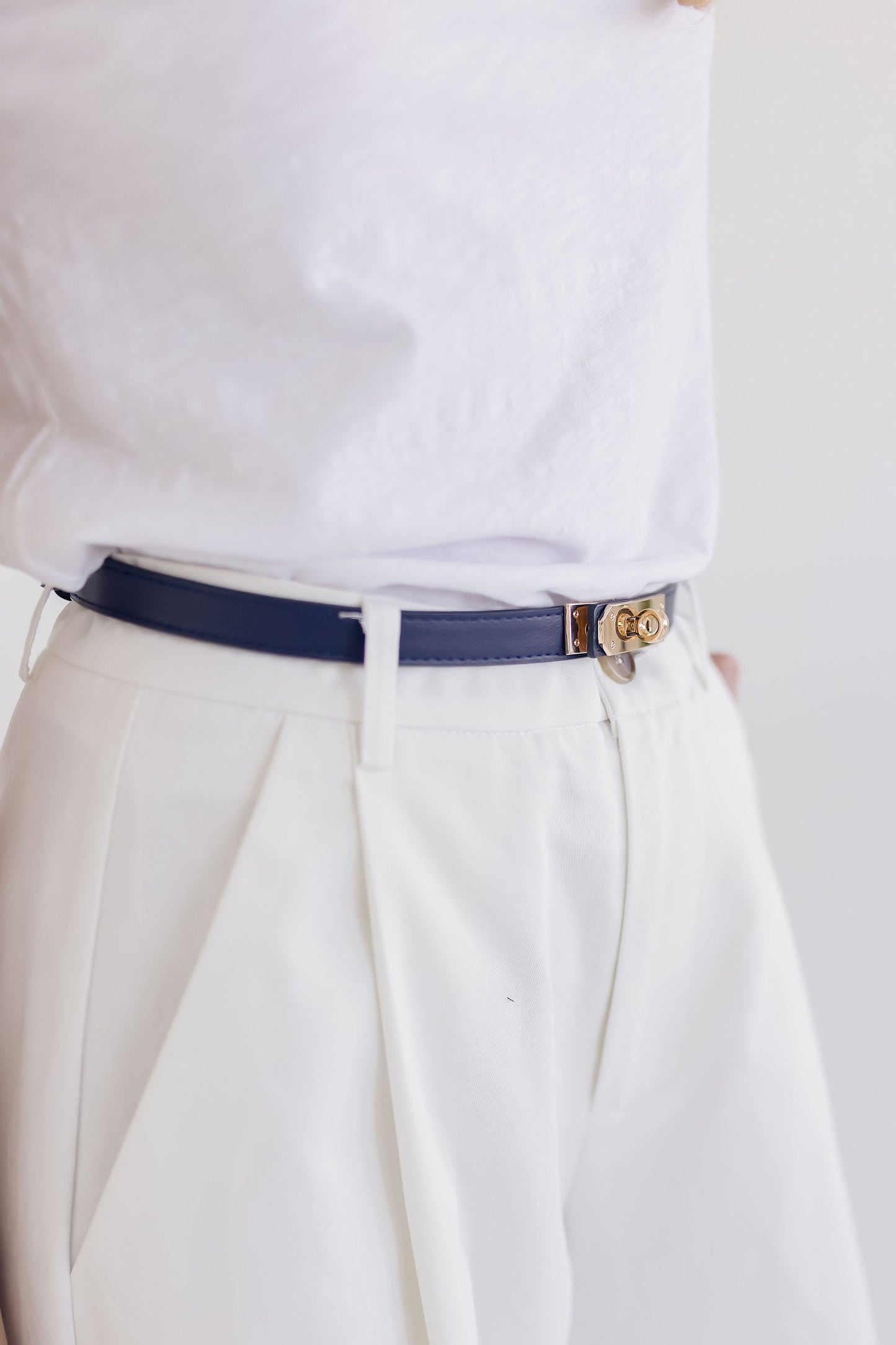 Carrie Faux Leather Twist Lock Skinny Belt Navy