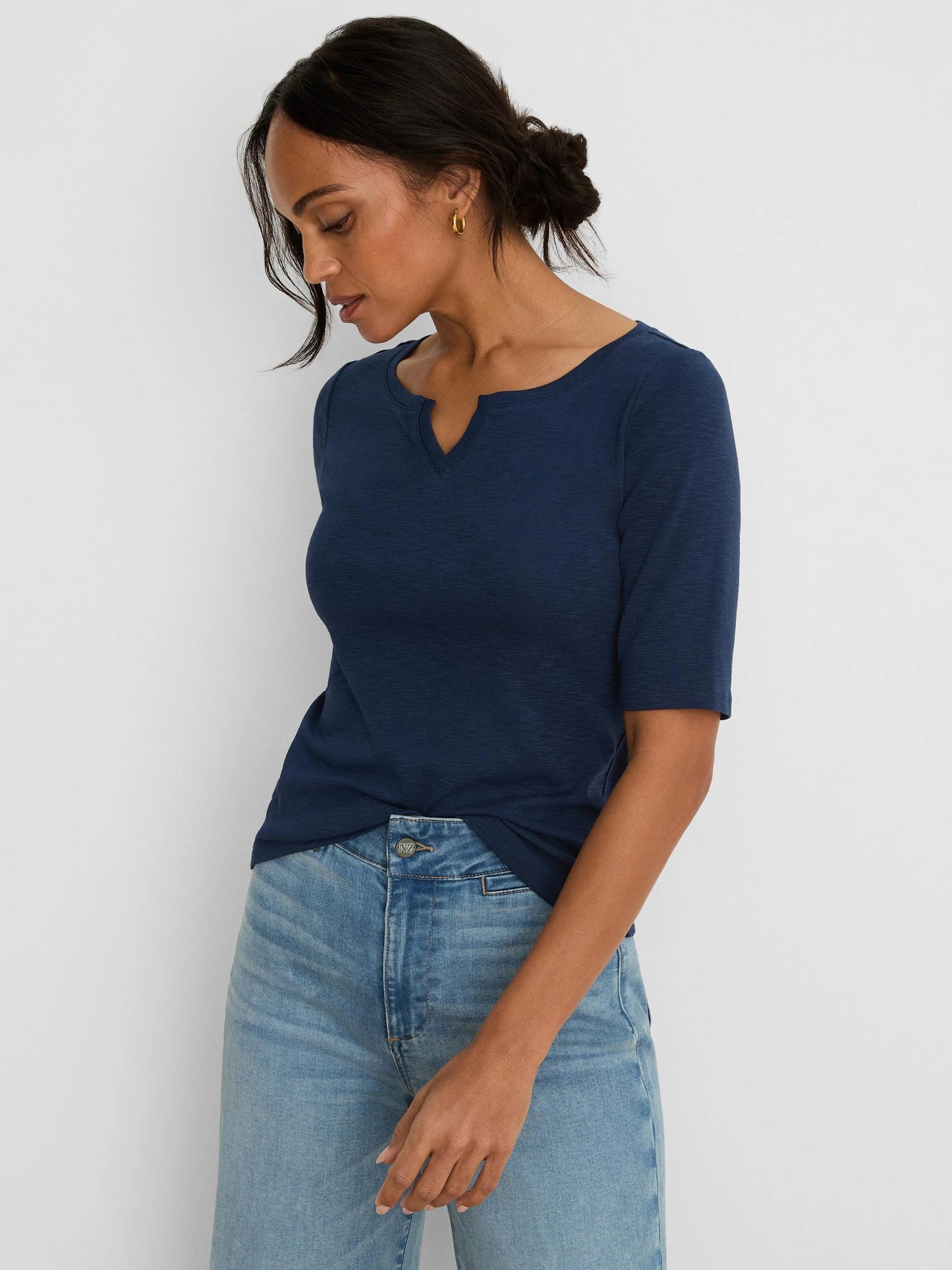 NZT Elbow Sleeve Notch Tee