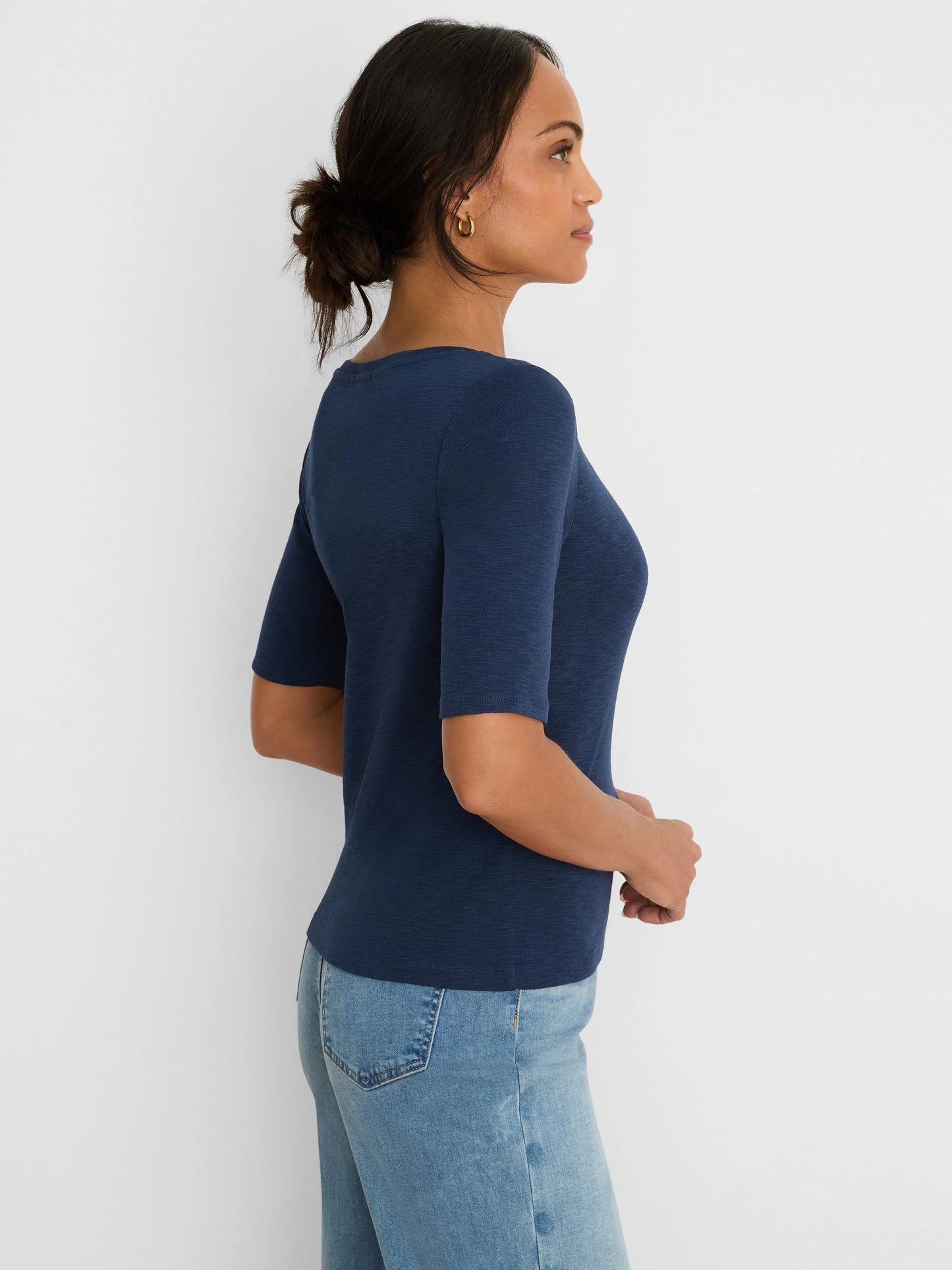 NZT Elbow Sleeve Notch Tee