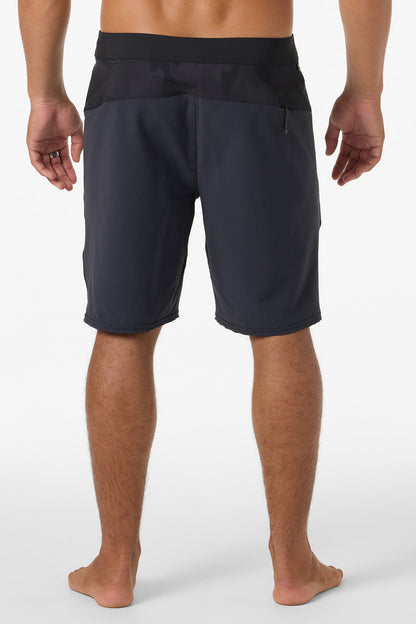 Hyperfreak TRVLR Tech Enduro 19" Boardshorts