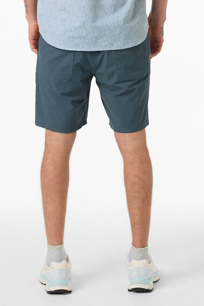 TRVLR Halfback 18" Hybrid Shorts