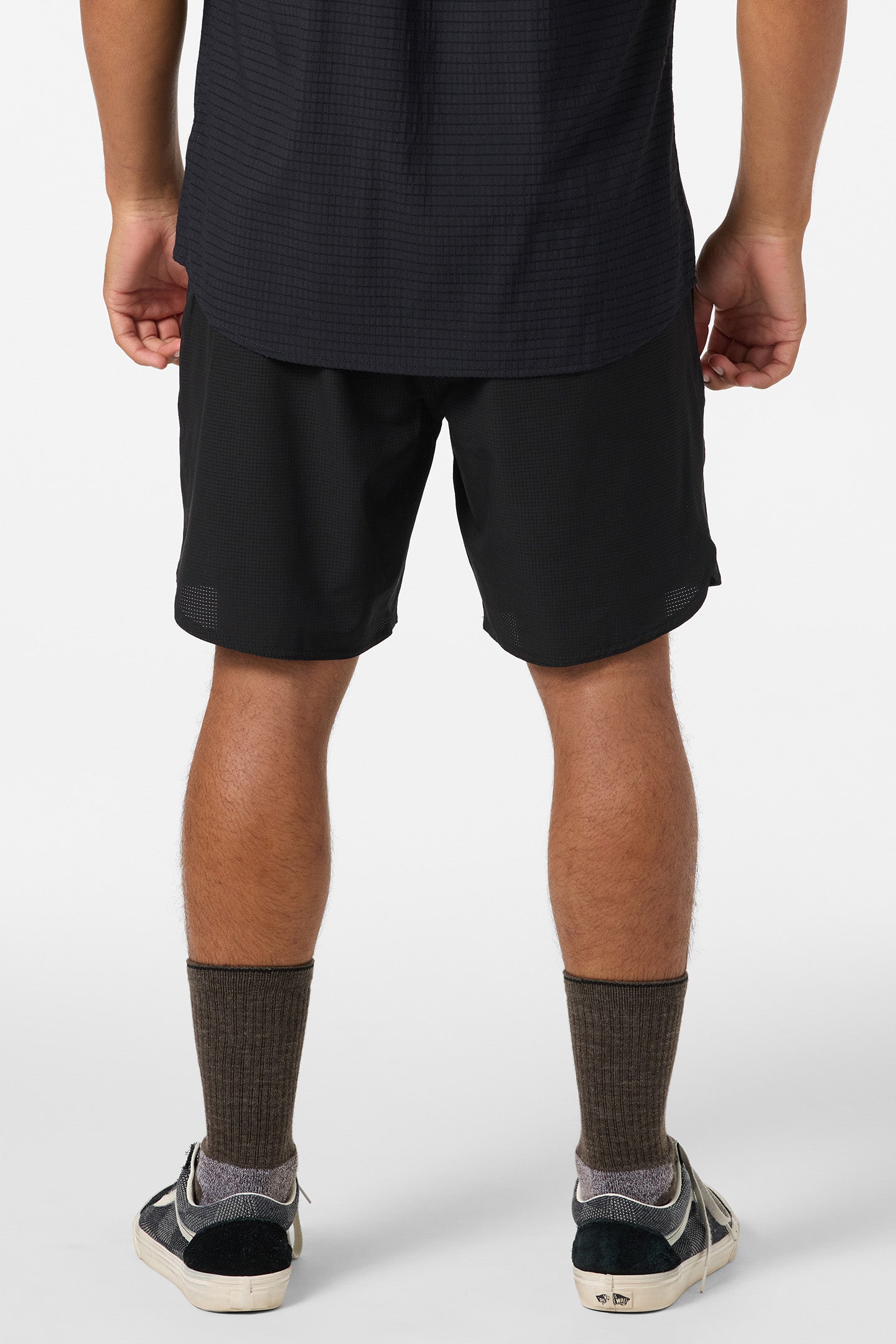 TRVLR Tech Lined 17" Hybrid Shorts