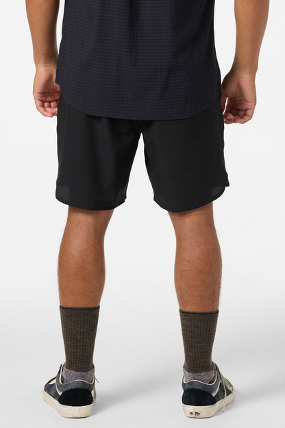 TRVLR Tech Lined 17" Hybrid Shorts