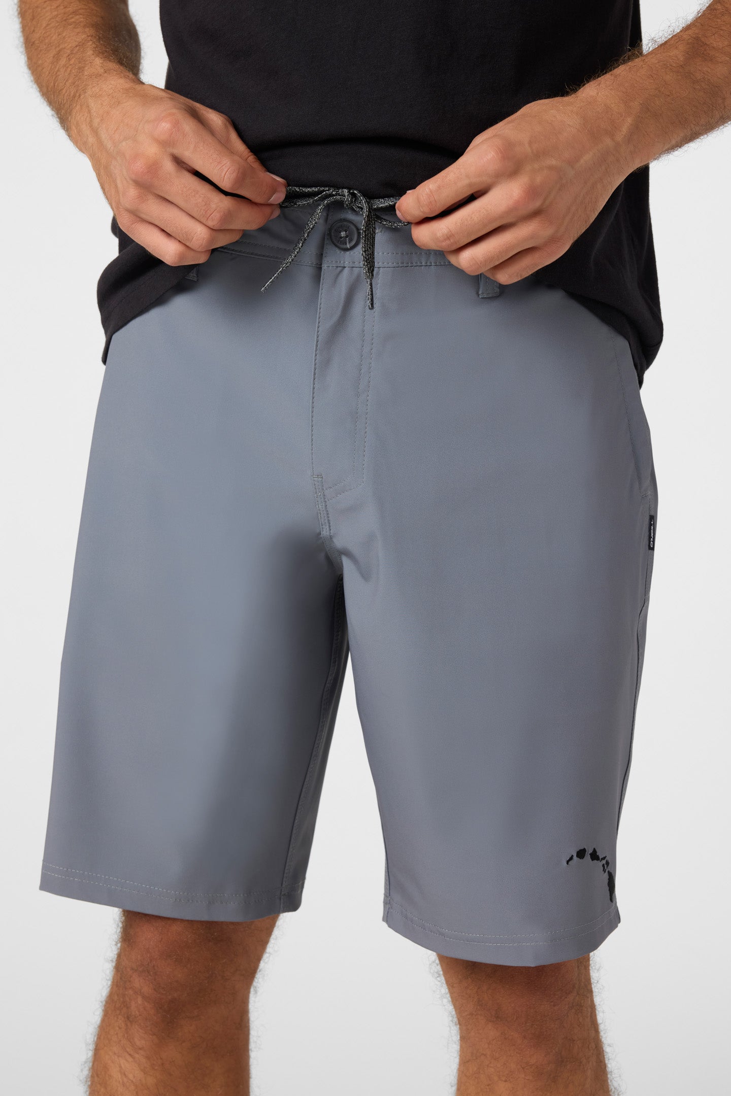 Reserve Solid Hawaii 20" Hybrid Shorts