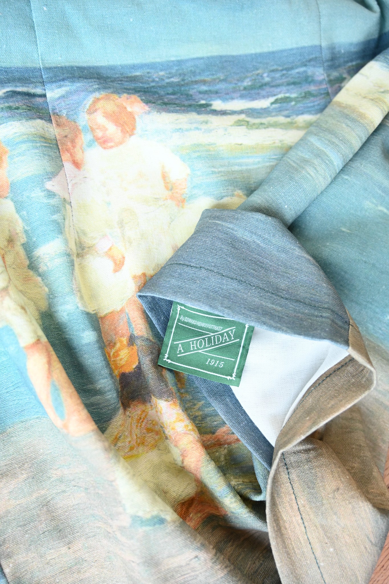 Holiday at Sea Linen Mini