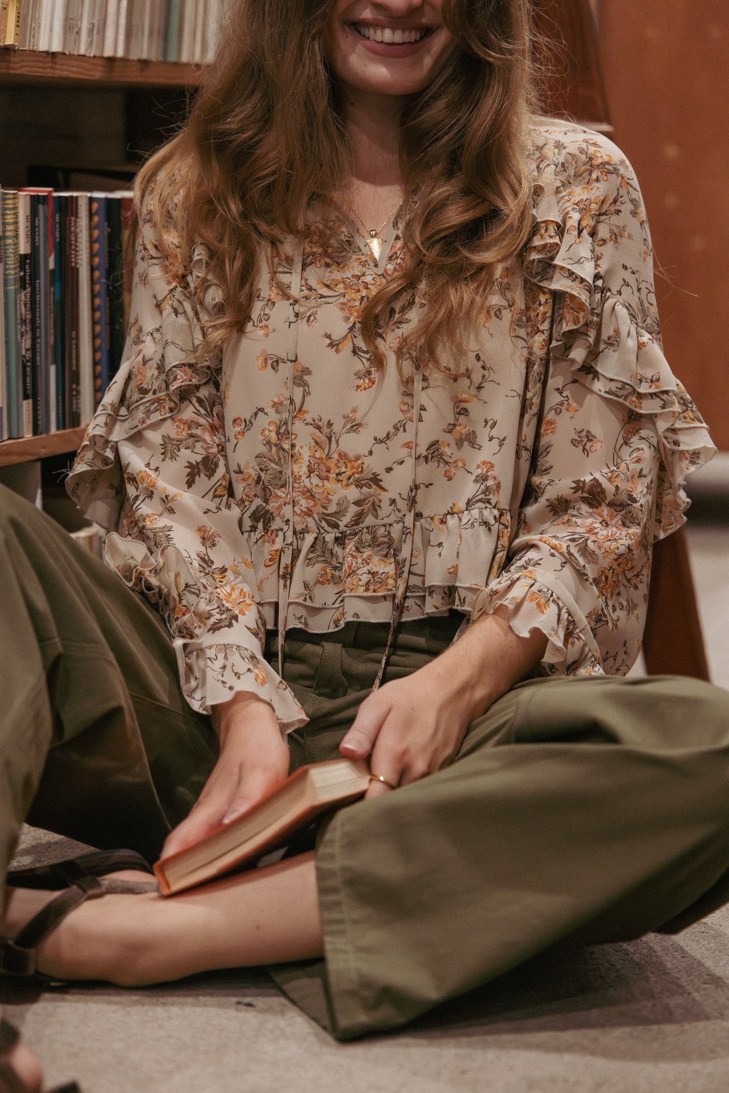 Caecilia Frill Top - Beige Floral